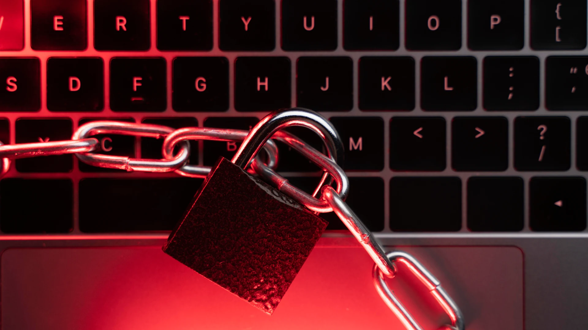 BCrypt lento no .NET: Work Factor, CPU e como corrigir